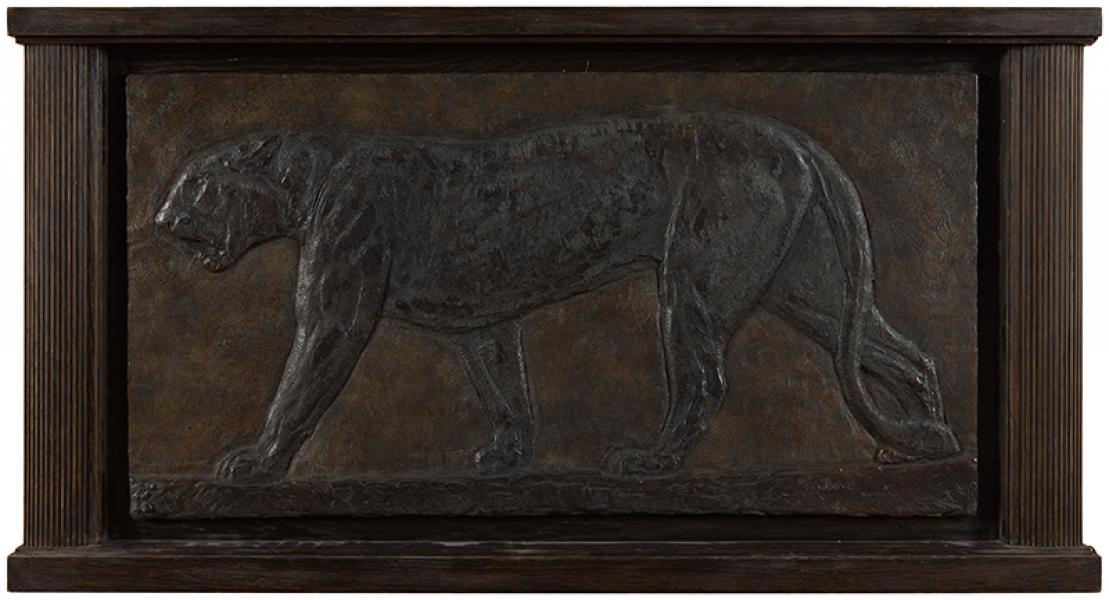 Panthère noire marchant, bas-relief, c.1930
